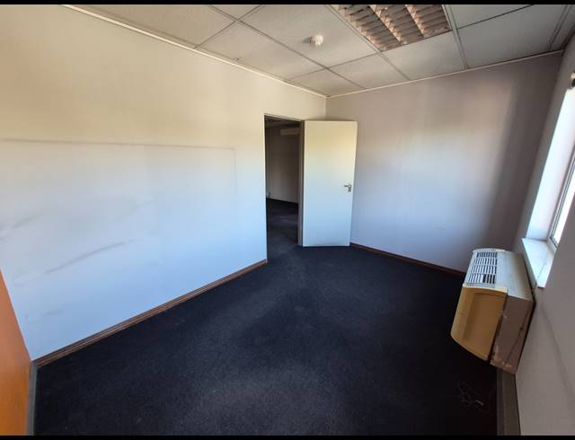 251M² OFFICE TO LET IN RIVONIA